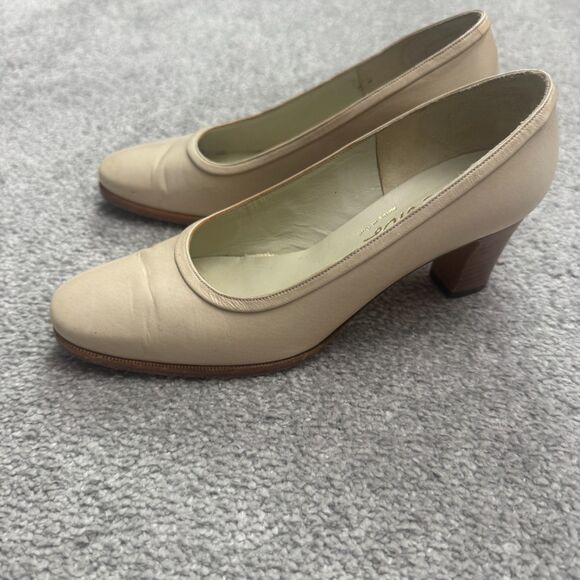 Ervins Zuane Vintage 70's Leather Stacked Block Heels Pumps Womens 5B Beige Work - Picture 2 of 14